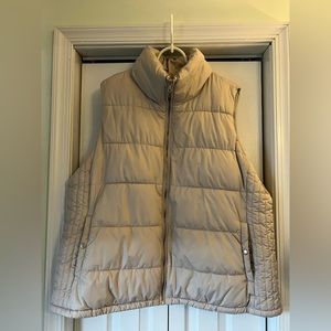 Old Navy Puffer Vest